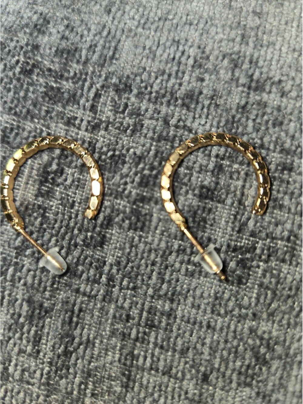 Chic Gold-Tone Textured Hoop Earrings, Lightweight & Secure, 1 inch hoop